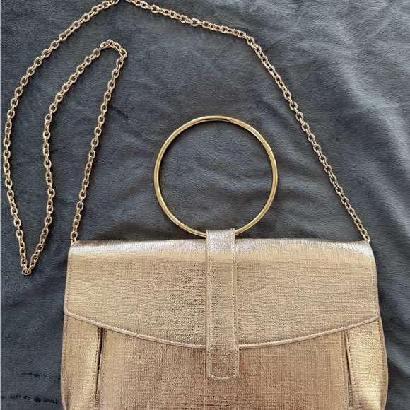 Rose Gold Metallic Women's Clutch with Ring Handle - Picture 2 of 8